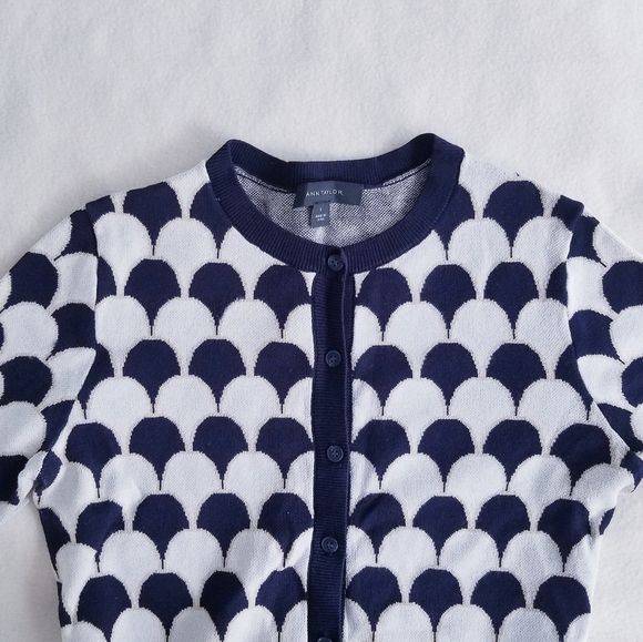 Ann Taylor Retro Cardigan - Picture 2 of 6